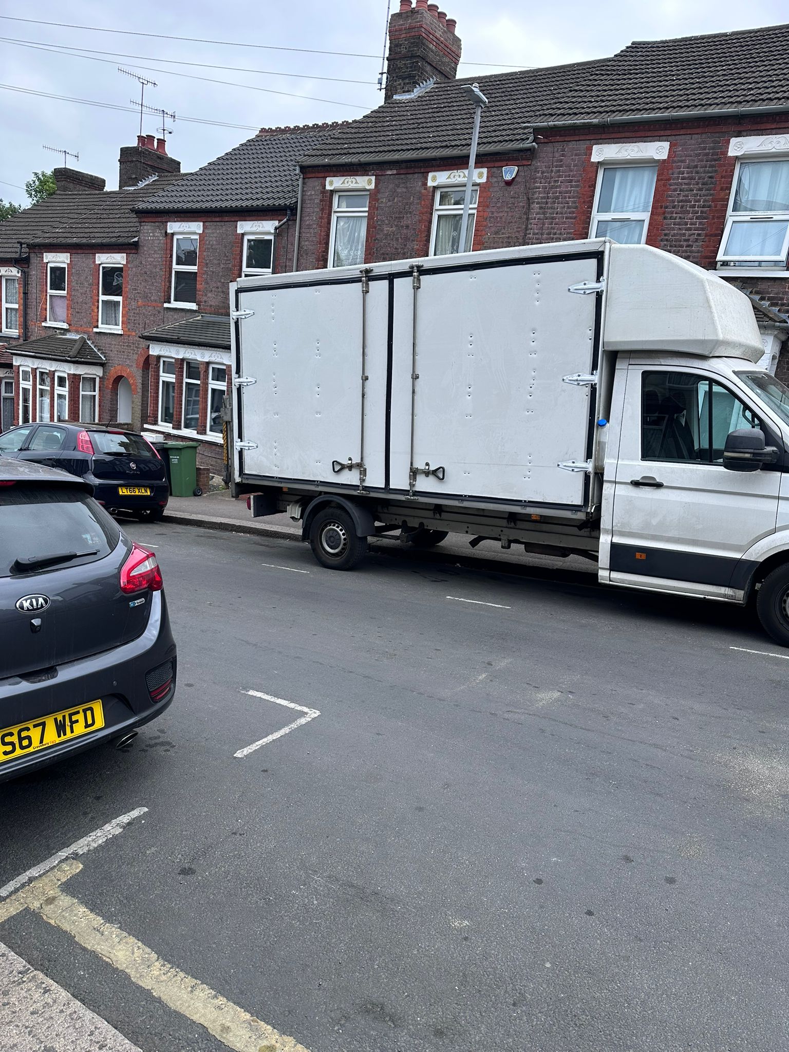 Luton van rear barn doors